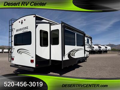 2019 FOREST RIVER 310RL   - Photo 2 - Huachuca City, AZ 85616