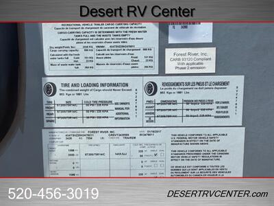 2017 FOREST RIVER 243RBS SURVEYOR - Photo 18 - Huachuca City, AZ 85616
