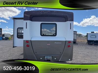 2012 Winnebago 30C  WINNEBAGO - Photo 7 - Huachuca City, AZ 85616