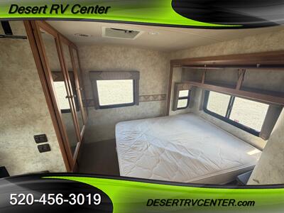 2012 Winnebago 30C  WINNEBAGO - Photo 16 - Huachuca City, AZ 85616