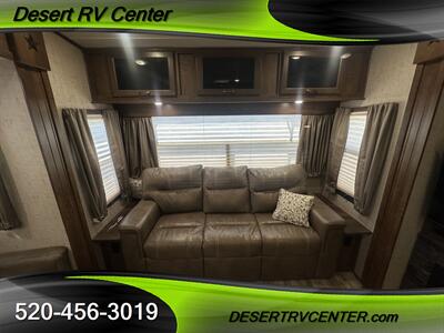 2017 HIGHLAND RIDGE 297RLS   - Photo 10 - Huachuca City, AZ 85616