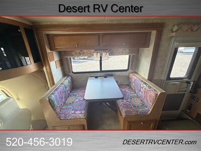 2012 WINNEBAGO 30C - Photo 10 - Huachuca City, AZ 85616