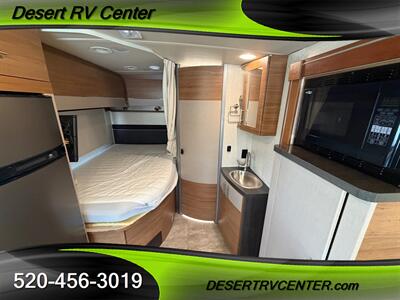 2016 Winnebago NAVION 24J   - Photo 10 - Huachuca City, AZ 85616
