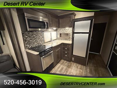 2017 FOREST RIVER 271GSLR   - Photo 17 - Huachuca City, AZ 85616