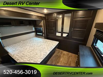 2021 JAYCO 330RSTS   - Photo 15 - Huachuca City, AZ 85616