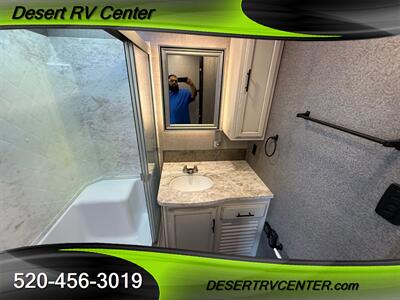 2021 JAYCO 330RSTS   - Photo 14 - Huachuca City, AZ 85616