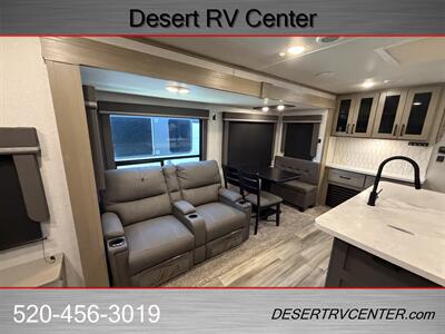 2023 GRAND DESIGN 297RSTS - Photo 16 - Huachuca City, AZ 85616