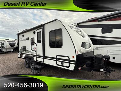 2020 WINNEBAGO 2106FBS MICRO MINNIE   - Photo 2 - Huachuca City, AZ 85616