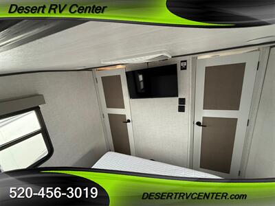 2024 FORESTRIVER 242RD   - Photo 10 - Huachuca City, AZ 85616
