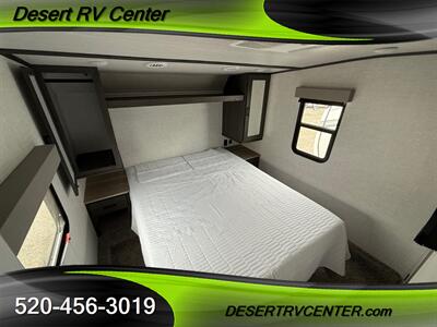 2024 FORESTRIVER 242RD   - Photo 11 - Huachuca City, AZ 85616