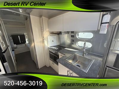 2023 Airstream 25FB FLYING CLOUD   - Photo 17 - Huachuca City, AZ 85616