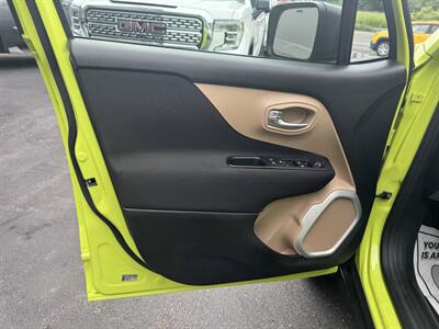 2017 Jeep Renegade Sport   - Photo 15 - Hazleton, PA 18201