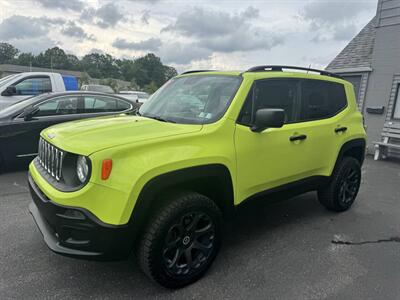 2017 Jeep Renegade Sport   - Photo 3 - Hazleton, PA 18201