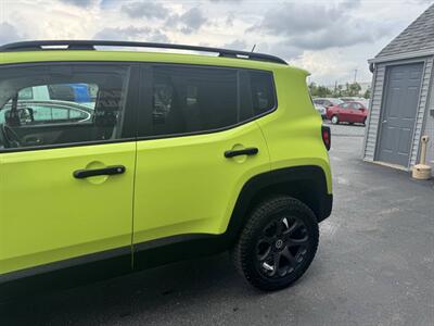 2017 Jeep Renegade Sport   - Photo 5 - Hazleton, PA 18201