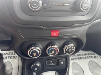 2017 Jeep Renegade Sport   - Photo 30 - Hazleton, PA 18201