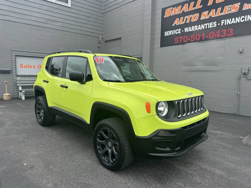 2017 Jeep Renegade Sport   - Photo 1 - Hazleton, PA 18201