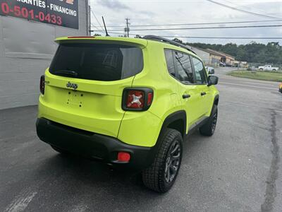 2017 Jeep Renegade Sport   - Photo 8 - Hazleton, PA 18201