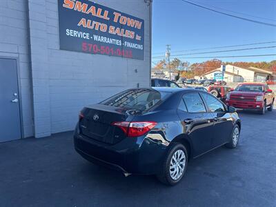 2017 Toyota Corolla LE 4dr Sedan   - Photo 8 - Hazleton, PA 18201
