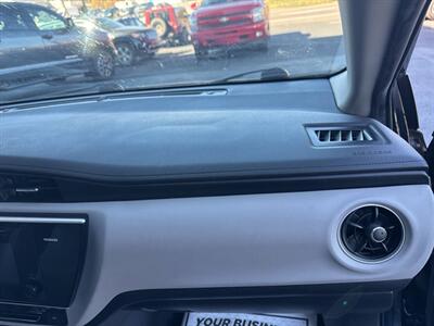 2017 Toyota Corolla LE 4dr Sedan   - Photo 26 - Hazleton, PA 18201