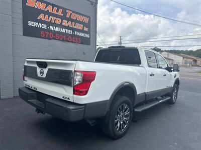 2017 Nissan Titan XD Platinum Reserve 4x4 4dr Crew Cab (Diesel) - Photo 10 - Hazleton, PA 18201