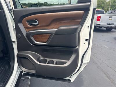 2017 Nissan Titan XD Platinum Reserve 4x4 4dr Crew Cab (Diesel) - Photo 23 - Hazleton, PA 18201