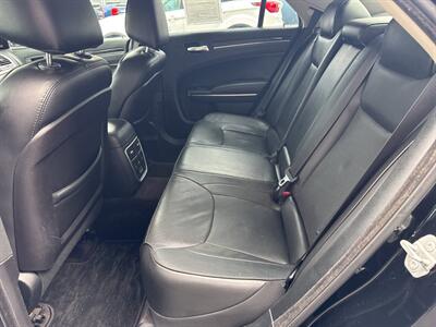 2017 Chrysler 300 C AWD 4dr Sedan - Photo 15 - Hazleton, PA 18201