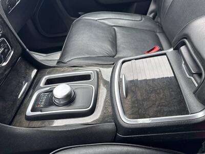 2017 Chrysler 300 C AWD 4dr Sedan - Photo 30 - Hazleton, PA 18201