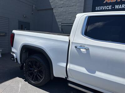 2020 GMC Sierra 1500 Denali 4x4 4dr Crew Cab 5.8 ft. SB   - Photo 10 - Hazleton, PA 18201