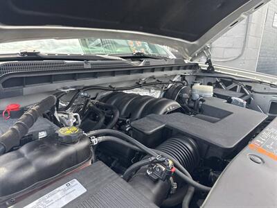 2018 Chevrolet Silverado 1500 LT 4x4 4dr Crew Cab 6.5 ft. SB   - Photo 12 - Hazleton, PA 18201