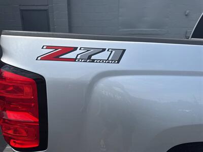 2018 Chevrolet Silverado 1500 LT 4x4 4dr Crew Cab 6.5 ft. SB   - Photo 9 - Hazleton, PA 18201