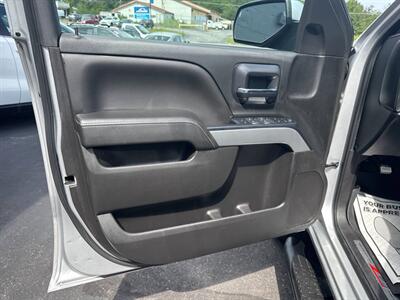 2018 Chevrolet Silverado 1500 LT 4x4 4dr Crew Cab 6.5 ft. SB   - Photo 15 - Hazleton, PA 18201