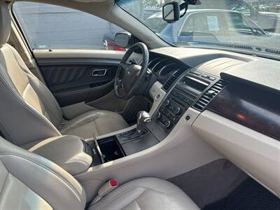 2011 Ford Taurus SEL AWD 4dr Sedan - Photo 25 - Hazleton, PA 18201