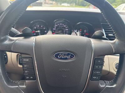 2011 Ford Taurus SEL AWD 4dr Sedan - Photo 32 - Hazleton, PA 18201