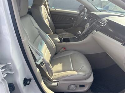 2011 Ford Taurus SEL AWD 4dr Sedan - Photo 23 - Hazleton, PA 18201