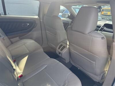 2011 Ford Taurus SEL AWD 4dr Sedan - Photo 22 - Hazleton, PA 18201