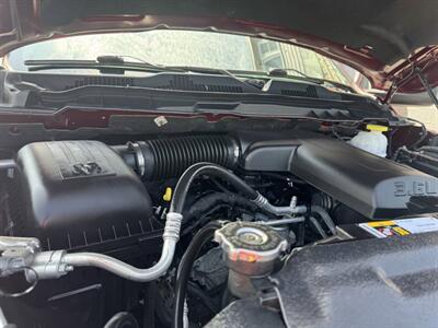 2018 RAM 1500 Express 4x4 4dr Quad Cab 6.3 ft. SB Pickup - Photo 11 - Hazleton, PA 18201