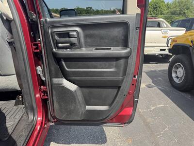 2018 RAM 1500 Express 4x4 4dr Quad Cab 6.3 ft. SB Pickup - Photo 21 - Hazleton, PA 18201