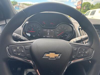 2016 Chevrolet Cruze LT Auto 4dr Sedan w/1SD   - Photo 32 - Hazleton, PA 18201