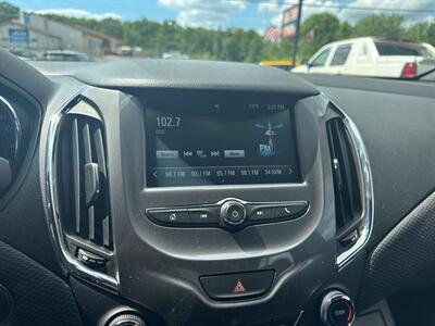 2016 Chevrolet Cruze LT Auto 4dr Sedan w/1SD   - Photo 27 - Hazleton, PA 18201