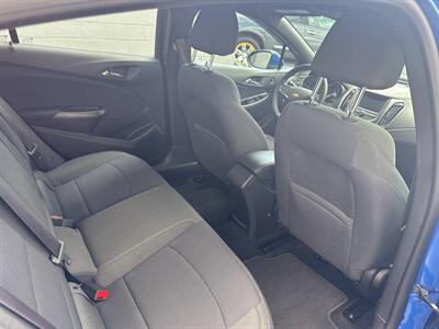 2016 Chevrolet Cruze LT Auto 4dr Sedan w/1SD   - Photo 22 - Hazleton, PA 18201
