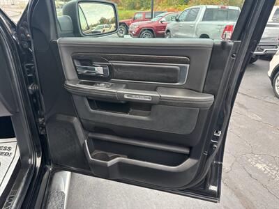 2017 RAM 1500 Laramie Limited 4x4 4dr Crew Cab 5.5 ft. SB Pickup - Photo 27 - Hazleton, PA 18201