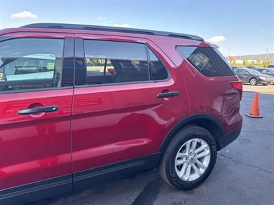 2016 Ford Explorer Base 4dr SUV - Photo 5 - Hazleton, PA 18201