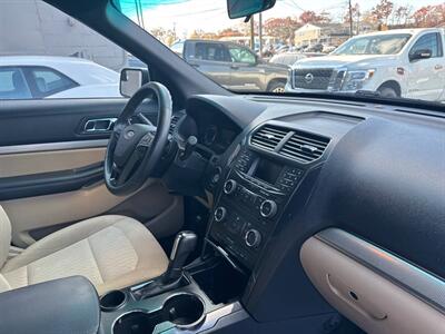 2016 Ford Explorer Base 4dr SUV - Photo 26 - Hazleton, PA 18201