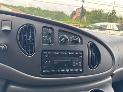 2006 Ford E-350 SD XL   - Photo 26 - Hazleton, PA 18201