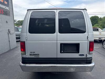 2006 Ford E-350 SD XL   - Photo 7 - Hazleton, PA 18201