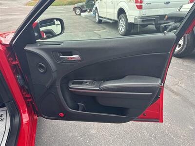 2012 Dodge Charger SXT Plus 4dr Sedan   - Photo 26 - Hazleton, PA 18201