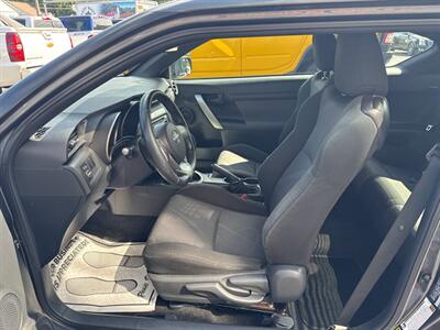 2012 Scion tC Base 2dr Coupe 6M   - Photo 13 - Hazleton, PA 18201