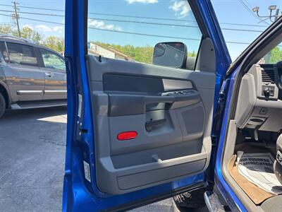 2008 Dodge Ram 1500 SXT 4dr Mega Cab 4WD SB   - Photo 14 - Hazleton, PA 18201