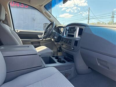 2008 Dodge Ram 1500 SXT 4dr Mega Cab 4WD SB   - Photo 25 - Hazleton, PA 18201