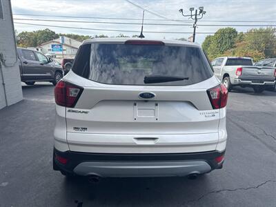 2019 Ford Escape Titanium AWD 4dr SUV   - Photo 8 - Hazleton, PA 18201